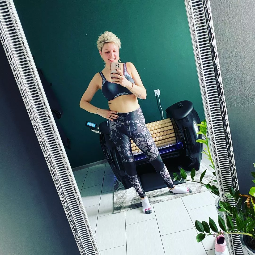 Zobaczcie jej figurę! Magda Narożna ostro trenuje! Gwiazda grupy Piękni i Młodzi daje z siebie wszystko!